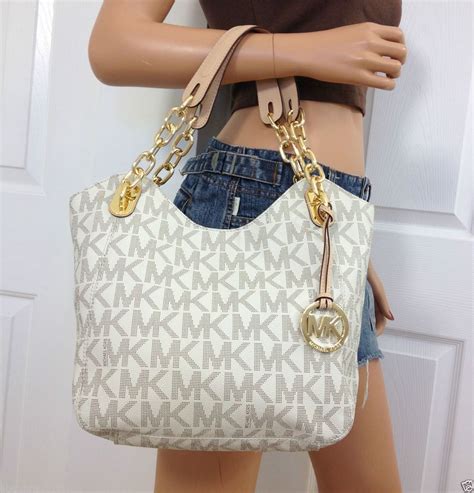 Michael kors Signature Lilly Vanilla PVC/Leather Large Tote